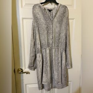Hilary Radley Gray Snakeskin Long Sleeve Dress